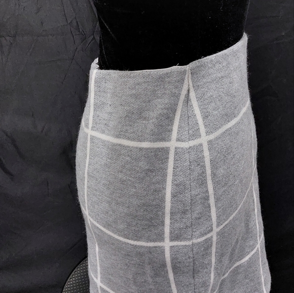 Plaid Grey and White Mini Skirt - Picture 2 of 2